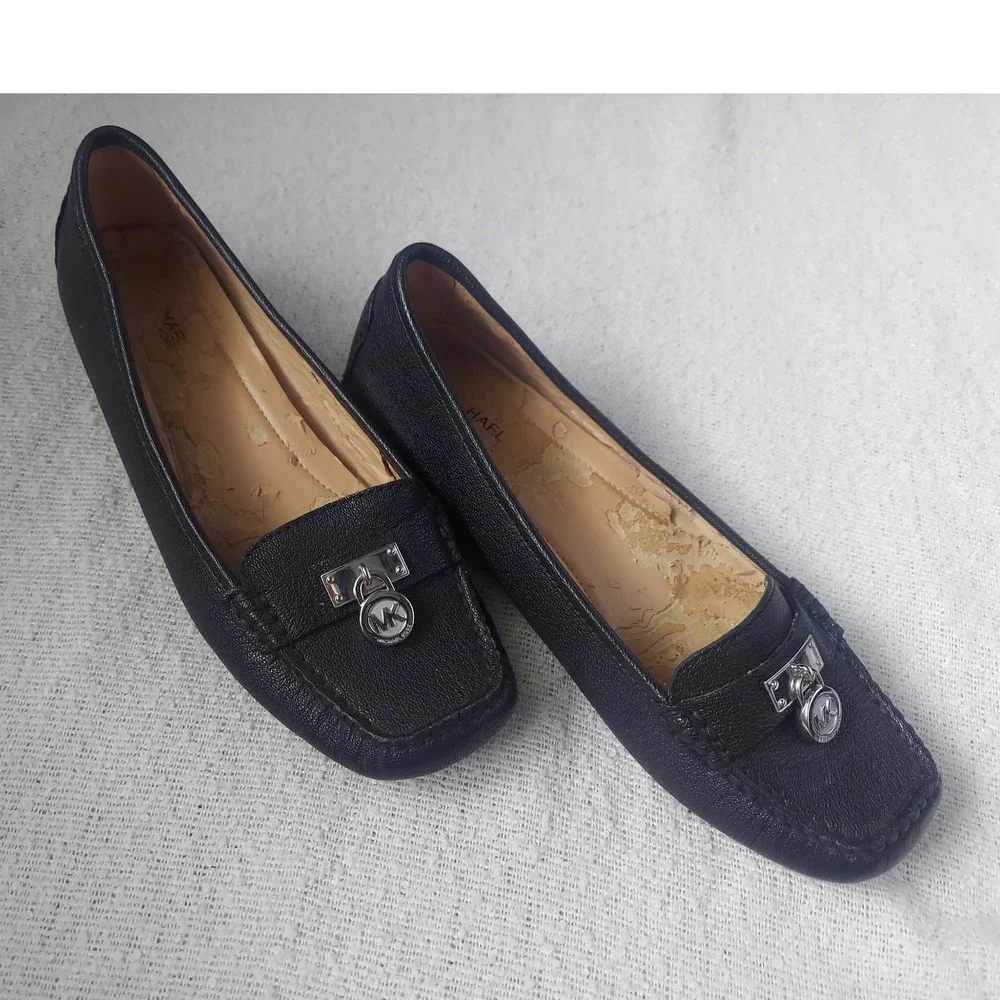 Michael Kors Loafers Womens 8.5M Black Hamilton Padlock Pebbled Leather Flats